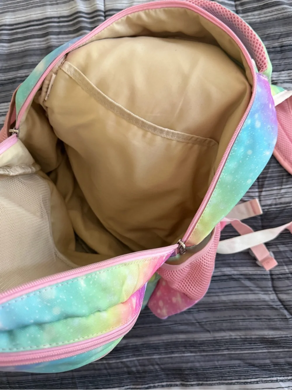 Kids Unicorn Backpack in Pastel Rainbow Pink - Brand Unspecified